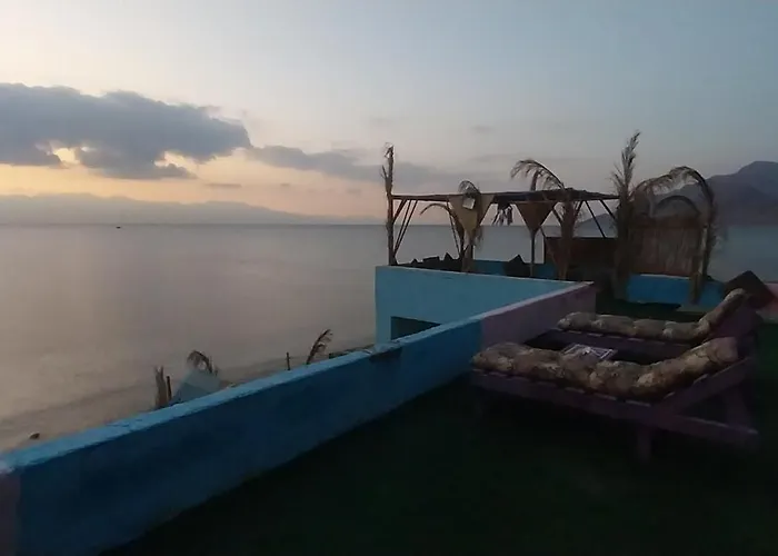 Perry's Island Camp Al Mezina